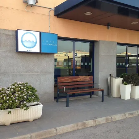 ホテル Castellon オンダ